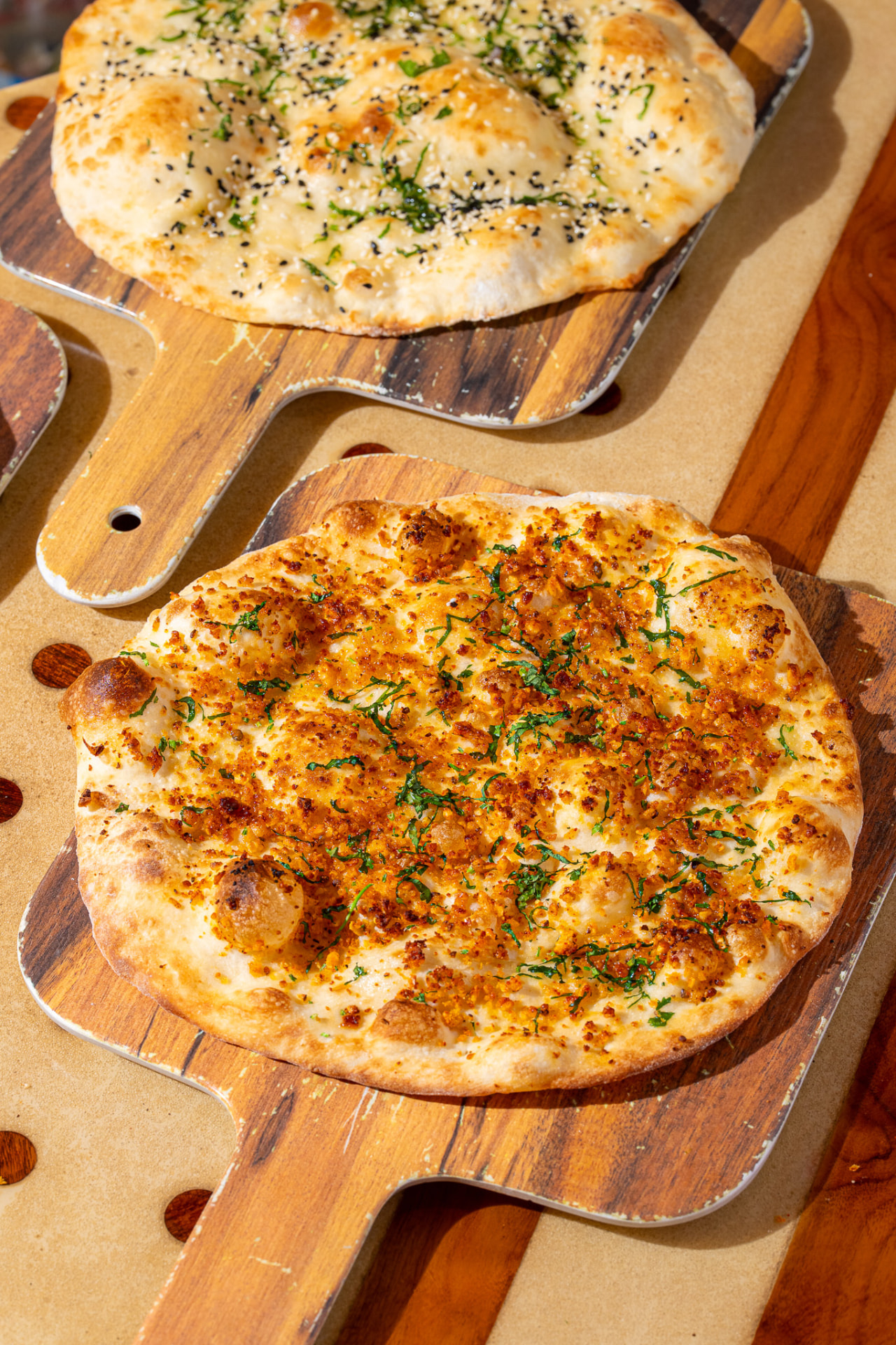 Burnt chili garlic naan